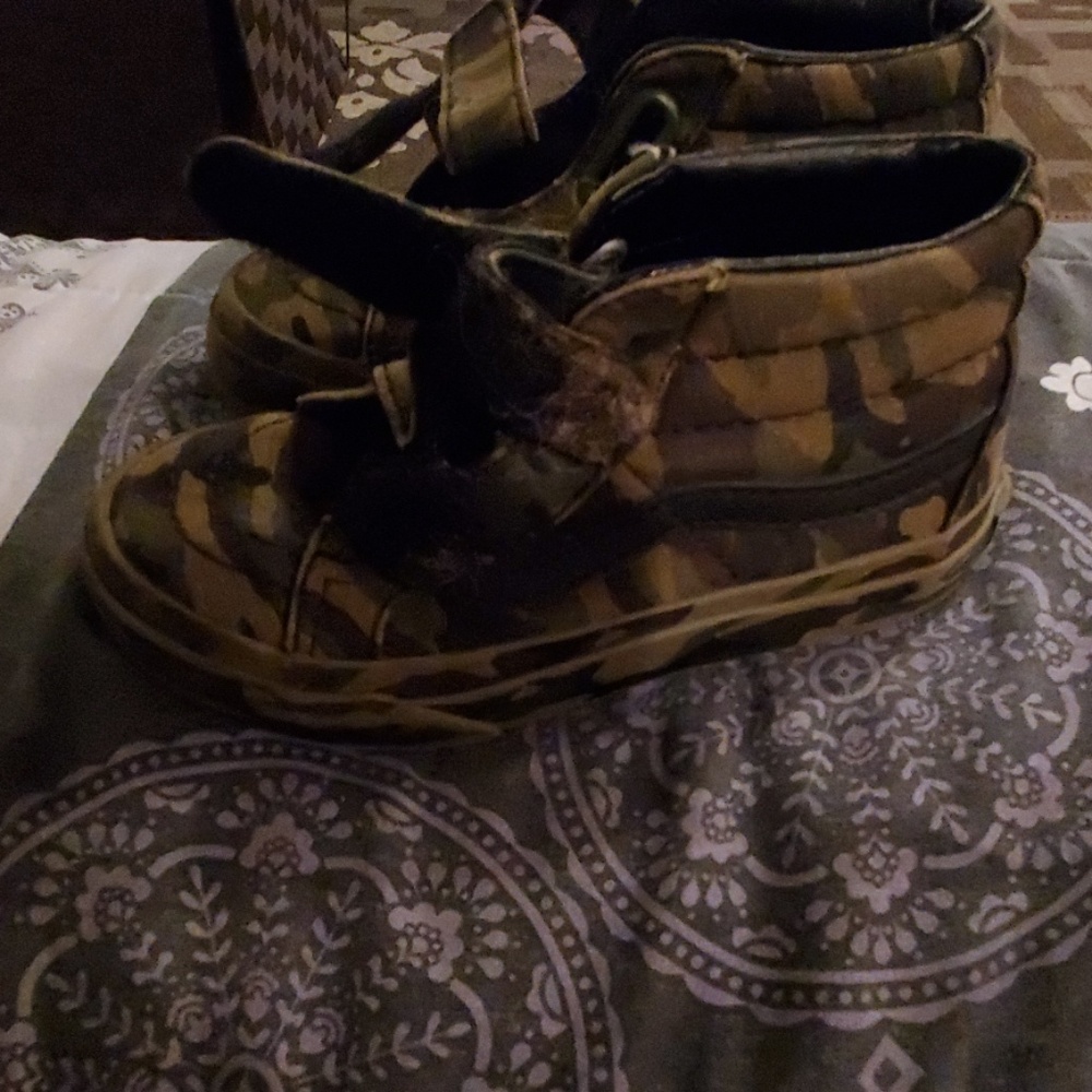 Camo Vans